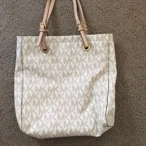 Michael Kira Bag